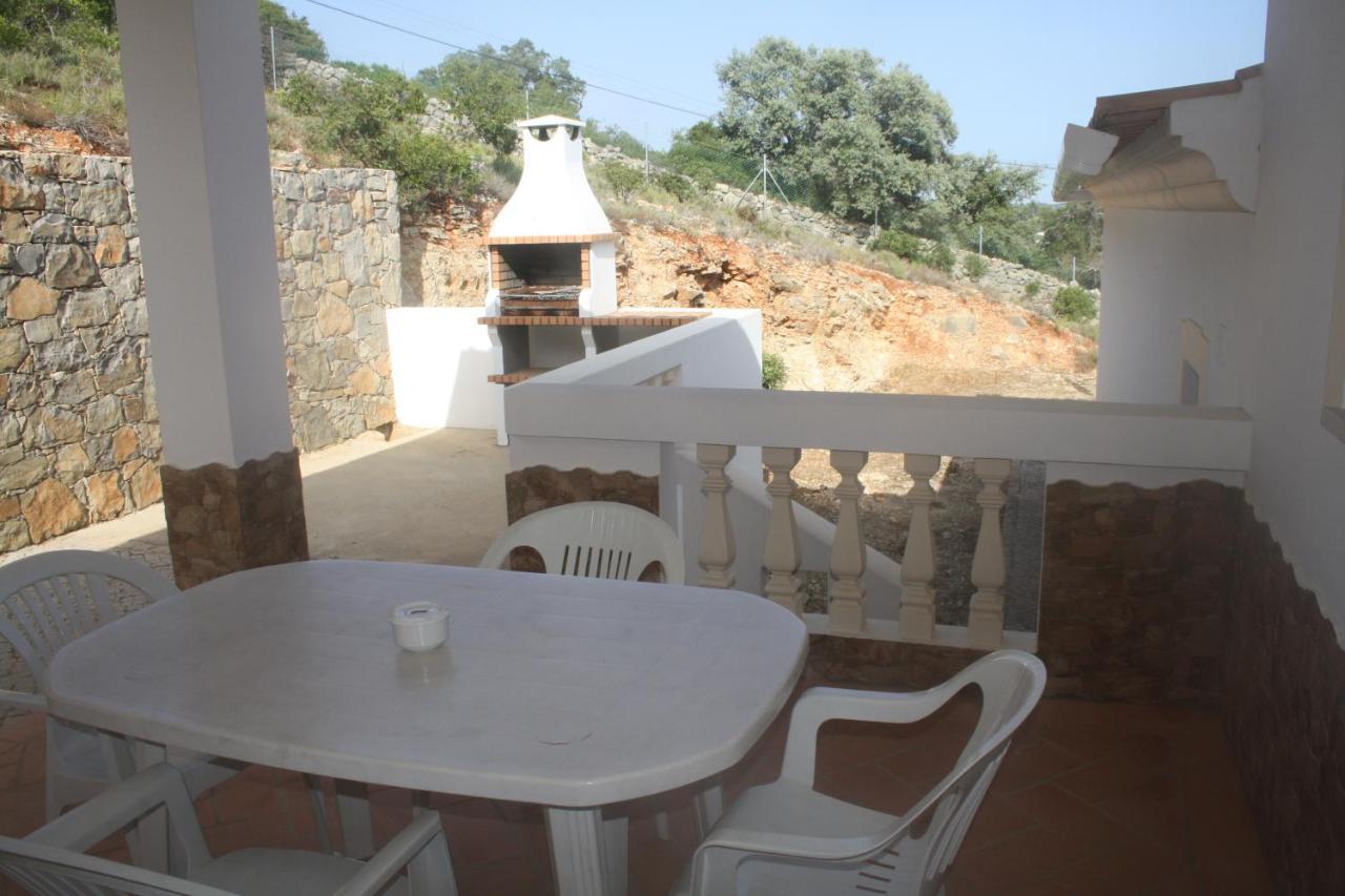 Rustic Villa Guesthouse Santa Barbara de Nexe Ngoại thất bức ảnh