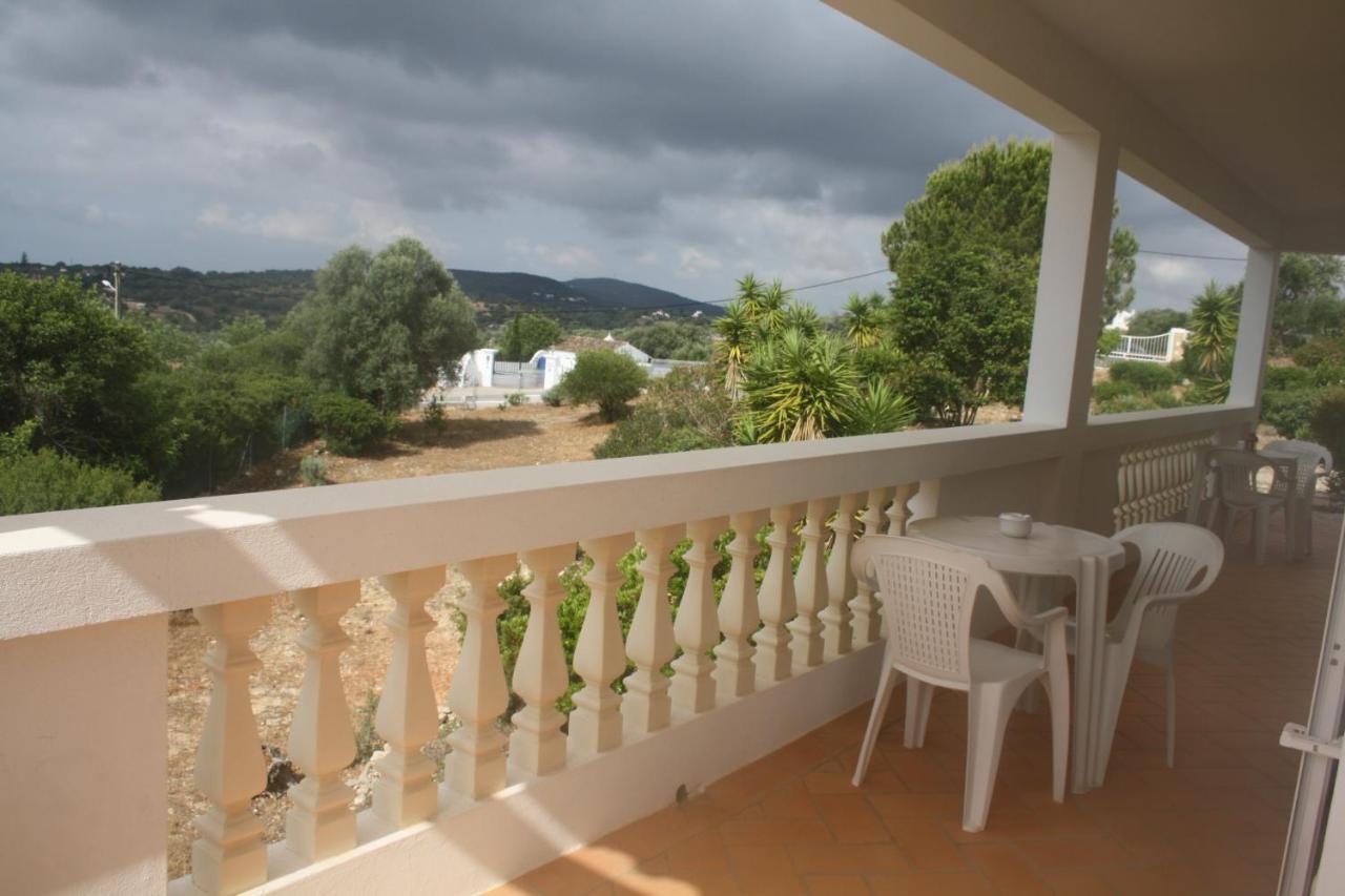 Rustic Villa Guesthouse Santa Barbara de Nexe Ngoại thất bức ảnh